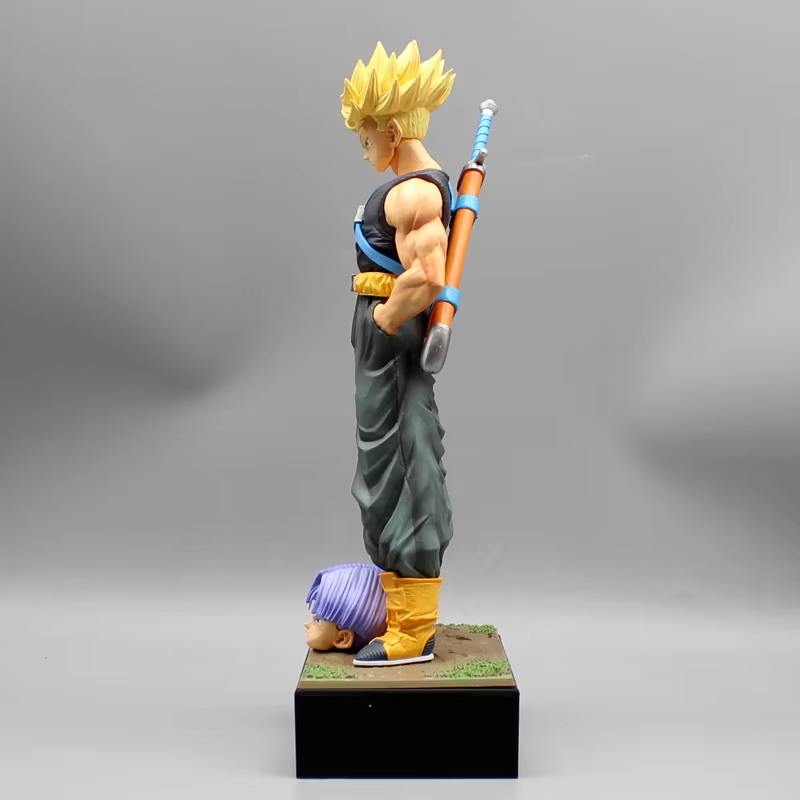 Action Figure Mirai Trunks SSJ - Dragon Ball Z™