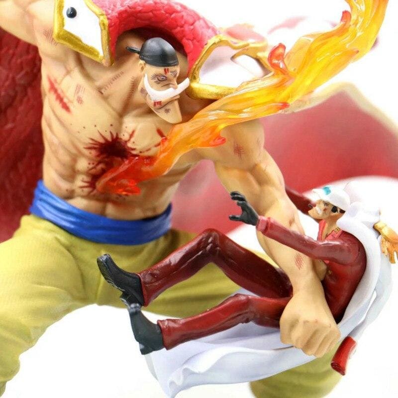 Action Figure Barbabianca contro Akainu - One Piece™