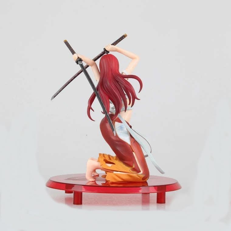 Action Figure Erza Scarlett Hakama - Fairy Tail™