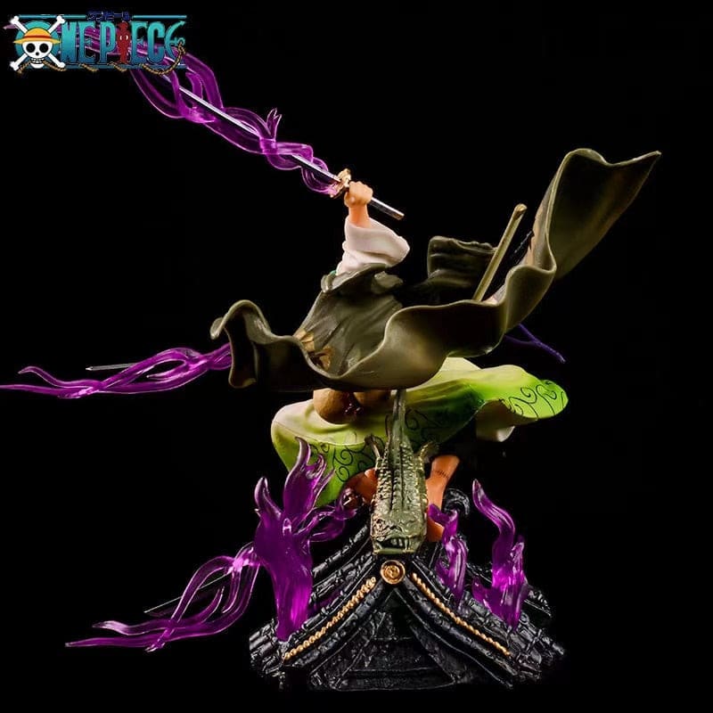 Action Figure Roronoa Zoro Onigashima - One Piece™